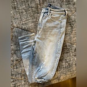Women’s GAP Skinny Jeans